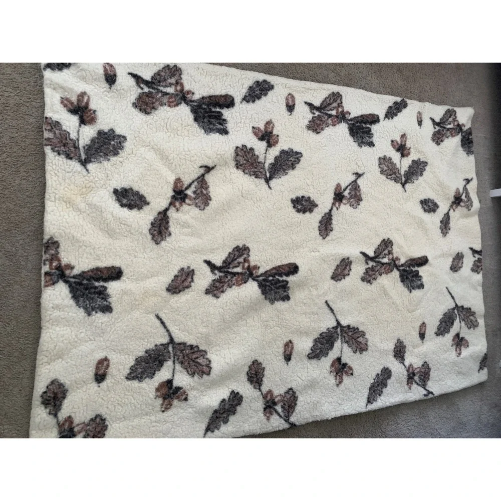 Vintage Oak Leaf Acorn woll reversible Blanket Cream Brown Cottagecore 48x72